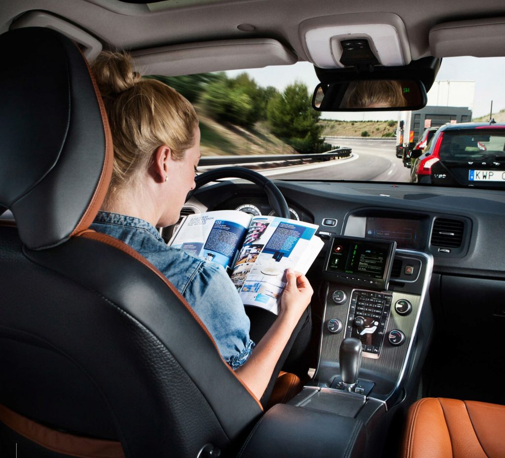 Dergi Okuyan Sürücü