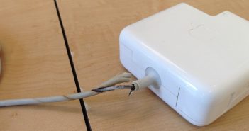 Hasarlı Apple şarj aleti